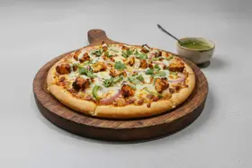 Chicken Tikka Pizza
